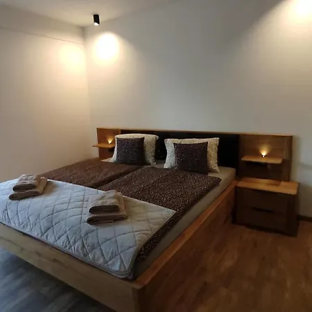 S Vyhladom Na Stity Ovruc 312 Apart Otel