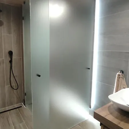 S Vyhladom Na Stity Ovruc 312 Apart Otel