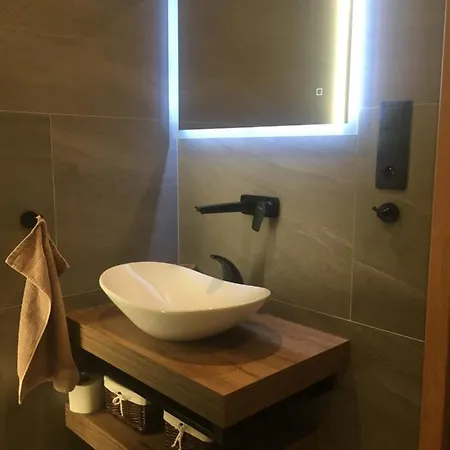 S Vyhladom Na Stity Ovruc 312 Apart Otel Štrbské Pleso