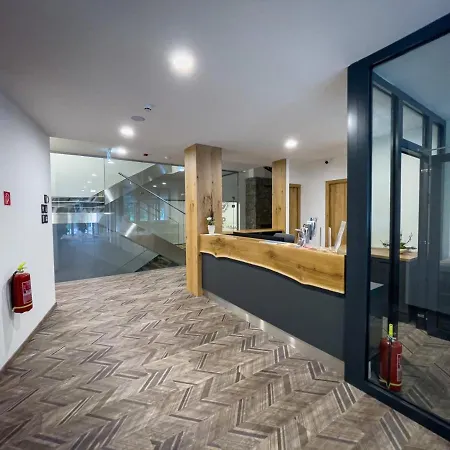 S Vyhladom Na Stity Ovruc 312 Štrbské Pleso