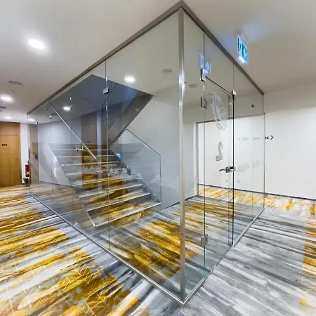 Apart Otel S Vyhladom Na Stity Ovruc 312 Štrbské Pleso