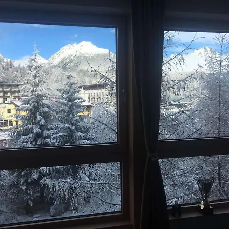 S Vyhladom Na Stity Ovruc 312